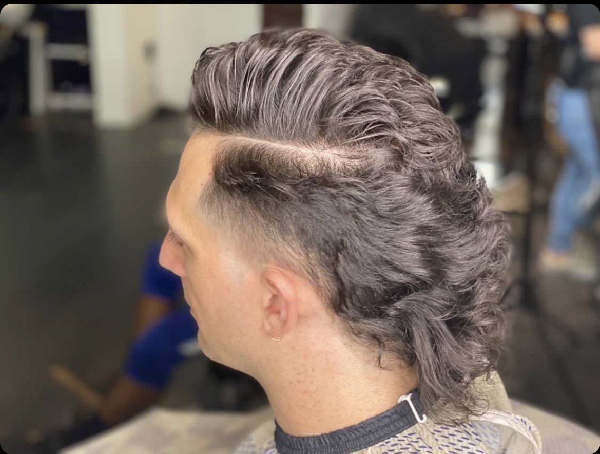 algrippone's tweet photo. I regret to inform you all that I am no longer the #mulletking
The title goes back to Riff Raff or @TheoVon. Sorry to abandon you brothers.
I am now the #undercutkingβ¦. But not really. https://t.co/yNcHaR3Mie
