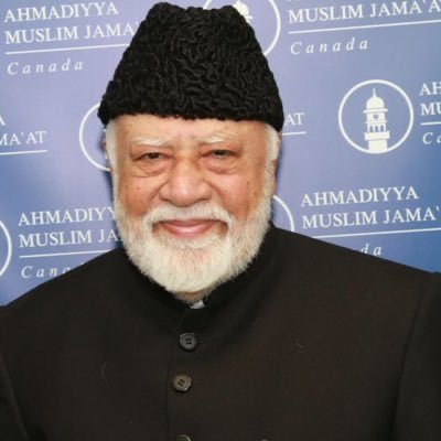 StudentOfAhmad's tweet image. Really sad to hear that our beloved Missionary respected Mubarak Ahmad Nazir sahib has passed away

Words cannot describe how much he has impacted thousands of Ahmadi Muslims and taught them what love for Khilafat is. 

A true Waqf with a relationship with Allah and his Khalifa