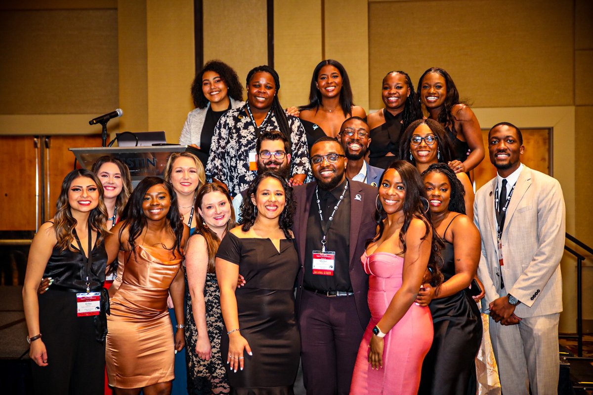 Dose_Of_Jasmine's tweet photo. Love my SNPhA National Board family. The Region I and II Conference was amazing. #snpham #snpha #snphacon2022 https://t.co/aC2xdRZGfm