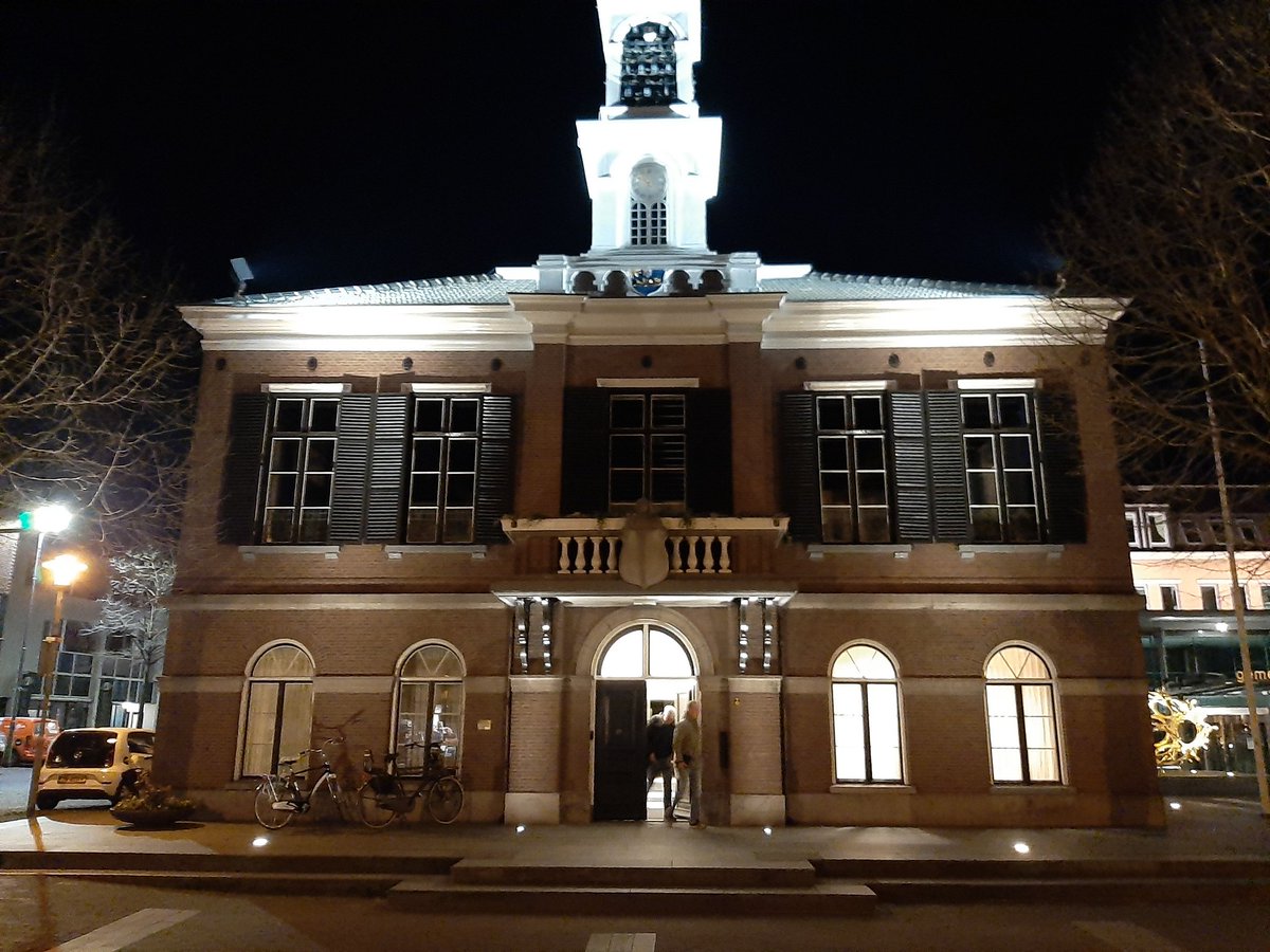 Dinsdag 8 mrt. laatste raadsvergadering vanaf 14 april 1998. Afscheid DV 29 mrt. Dankbaar, mooie lange intensieve periode tgv de Barneveldse burgers. <a href="/BarneveldInfo/">Gemeente Barneveld</a> en <a href="/SGPBarneveld/">SGP Barneveld</a>