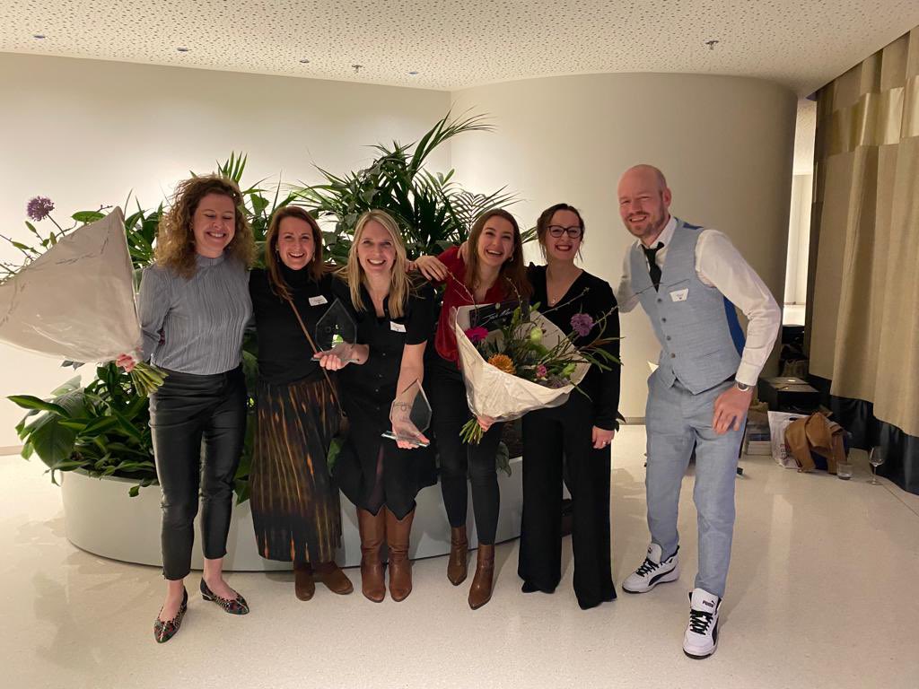 daniellealewijn's tweet photo. Humble and proud to be the #runnerup for the Audience Award AND the Wildcard Award at the #hrtop100. Two awards are the icing on the cake for the HR work that we do as a team (thanks team 👊) and that we do with pleasure for our awesome people at Swapfiets (we’re hiring 😉). https://t.co/ffUgBaEG4X