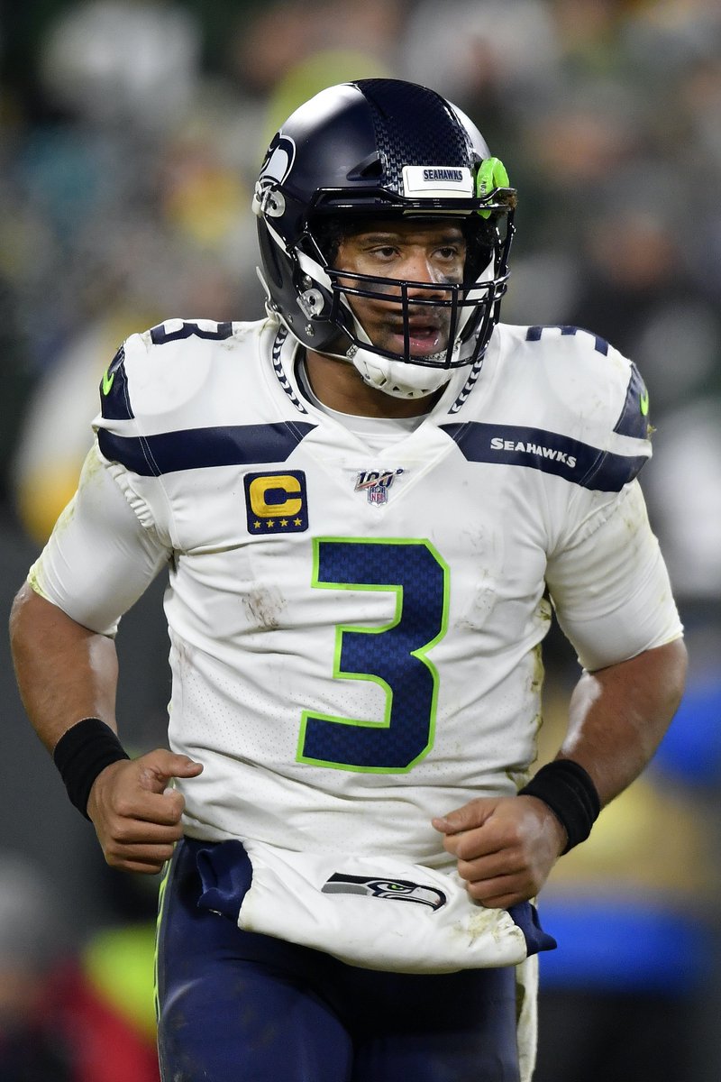 brgridiron's tweet photo. The Commanders offered three first-round picks to the Seahawks for Russell Wilson, but Seattle did not want to trade Wilson to another NFC team, per @grantpaulsen and @BenStandig https://t.co/uXOha2pB4R
