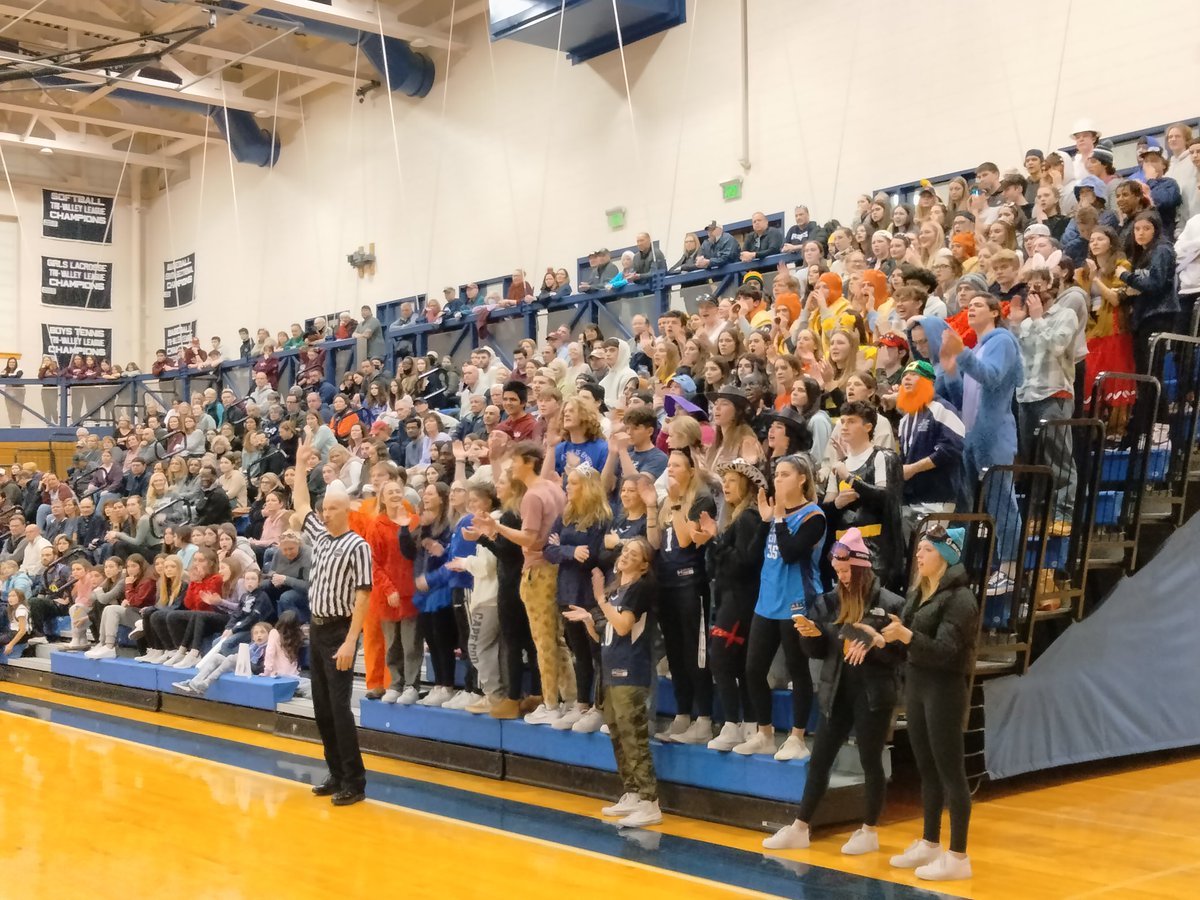 MedwayAthletics's tweet photo. Great turnout for Girls Sweet 16 Hoop Game tonight! https://t.co/P1hL57Bmdj