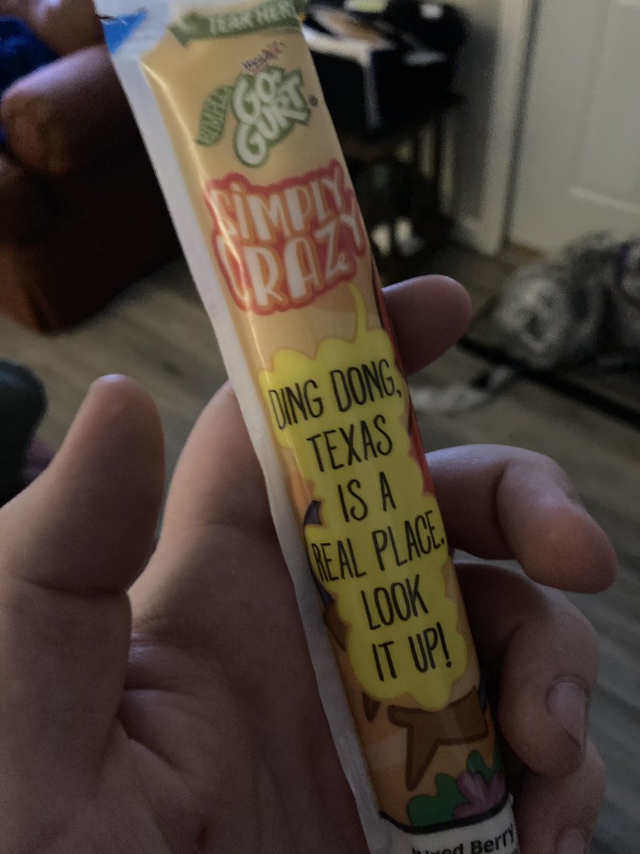 nanert0t's tweet photo. Why does my Go-Gurt sound like an angry conservative yelling at a liberal? https://t.co/aYGscBlief