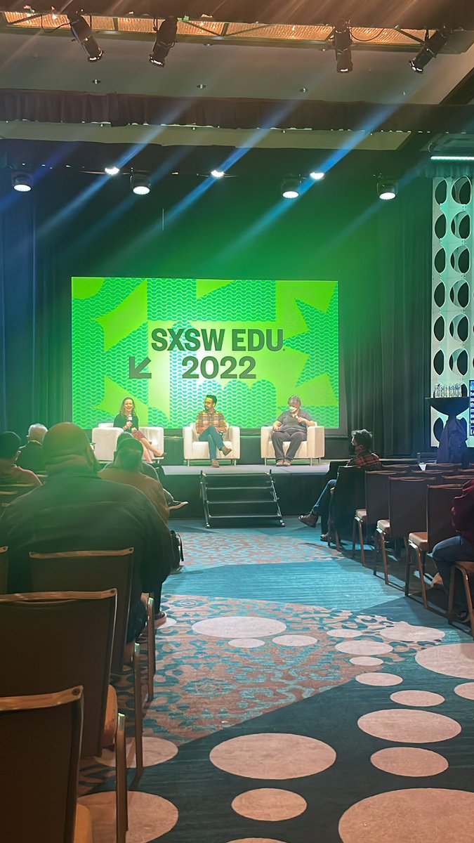 cmelnick's tweet photo. @NASAJPL's education team quickly pivoted during the pandemic to create an online Mission to Mars Student Challenge w guided edu plans - 1.2M students participated! #SXSWEDU @sxsw https://t.co/GBflx52W94