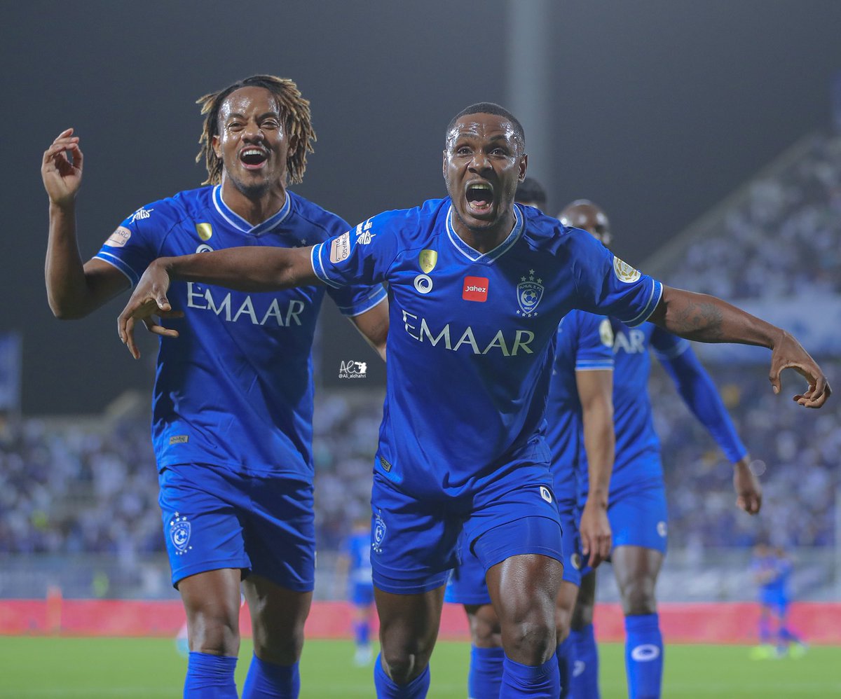 ali_aldhahri's tweet photo. اتحاد .. نصر .. شباب  
امام هلال دياز عليك ان تفكر باقل الخساير

( أكثر من 100 صورة 📸💙 ) 

https://t.co/chhXKnqnp3 https://t.co/EIswJYsZmk