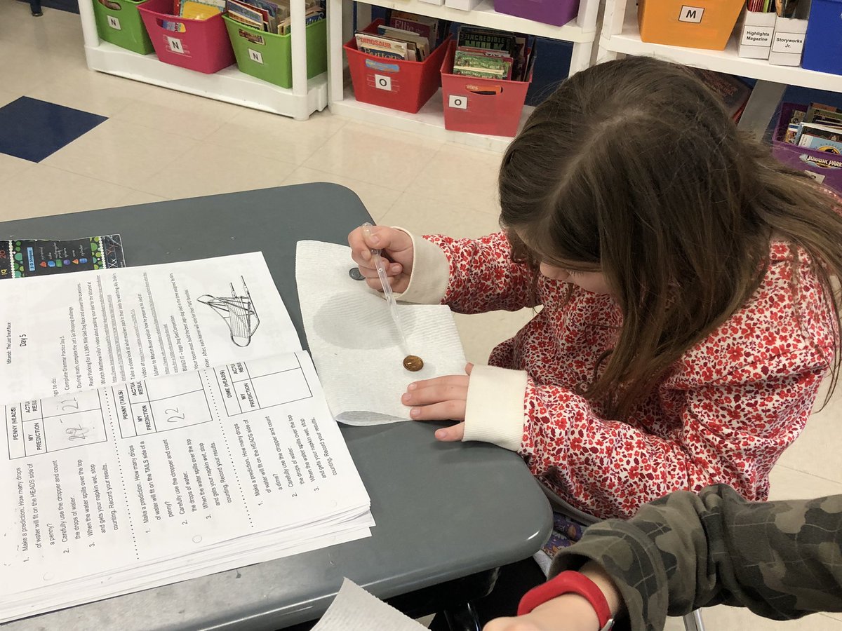 KiserClass's tweet image. Exploring water cohesion by counting the drops of water that collect on the top of common coins. Learners were impressed with the results. #LearnByDoing @The_Iditarod #WeAreMidview #GotScience #WaterCohesion