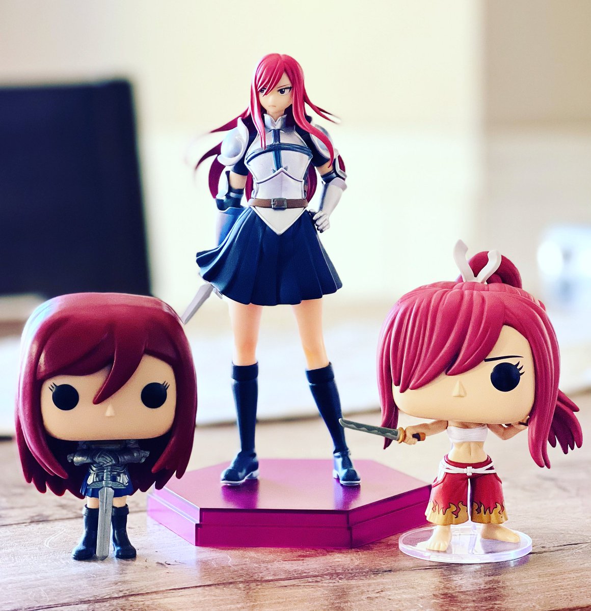 A fairy tail #poptwinstuesday 🧚🏻‍♀️🗡 @OriginalFunko has really come so far ✨🍰❤️ #fairytail #ErzaScarlet #funko #InternationalWomensDay