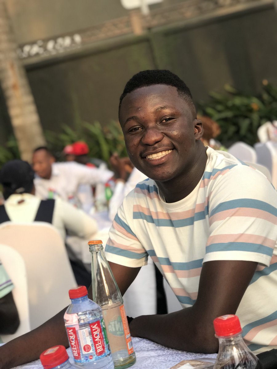 KojoEbenezer310's tweet photo. You will never have to force something that's meant to be. 
Kojo made in Ghana 🇬🇭🇬🇭🇬🇭 https://t.co/oH4mfCpdqo
