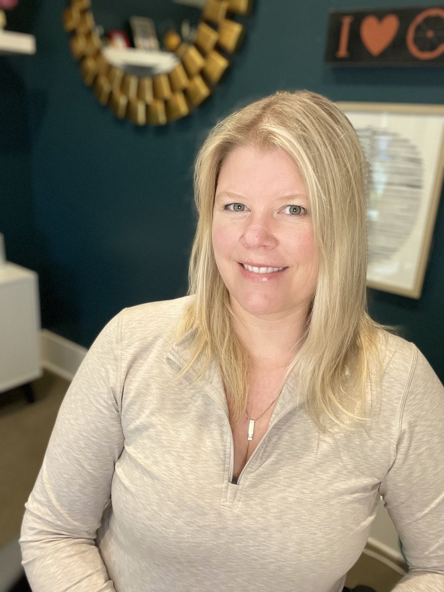 Get_Community's tweet image. Did you know that Get Community's CEO and co-owner is a woman? 💜 For International Women's Day, we are proud to be surrounded by all of the amazing women on our team who have helped push the company to amazing heights! 💪