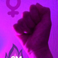 Word_Tailors's tweet photo. #sororidad Somos una empresa fundada y dirigida por mujeres que compartimos sueños, proyectos y caminos, y que unimos nuestras fortalezas y talentos para contribuir al mundo a través de los puentes de la traducción.

#VivasNosQueremos #MujeresTraductoras  #Traductoras https://t.co/jGJbl6TuVR