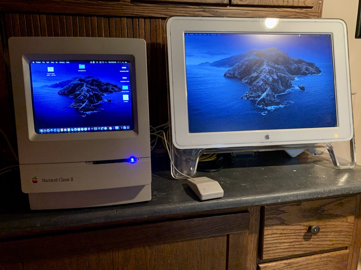 YSR50's tweet photo. @cabel Still makes a pretty good second display for an updated Classic II 😉 https://t.co/MVrbybFWW1