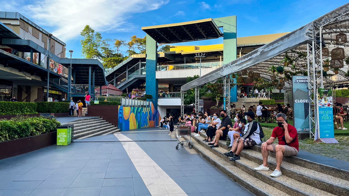 wanderfulsteps's tweet photo. Watch our Walking Tour at U.P. TOWN CENTER 🛍💚Click this link ➡️ https://t.co/CtT5S83RcB

#walkingtour #walkingtours #virtualtour #virtualtours #newnormal #newnormal
#walkingtourph #uptowncenter #uptownkatipunan #mallwalkingtour https://t.co/Ek1Vjikw8i