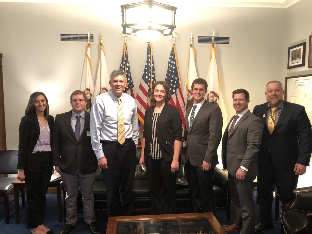 TSloup_FW's tweet photo. During a #L2DC mtg with @RepLaHood @ILFarmBureau members discussed #laborshortages and the need for #broadband in rural areas. That’s a wrap on today’s meetings. https://t.co/enbsHTxhTl