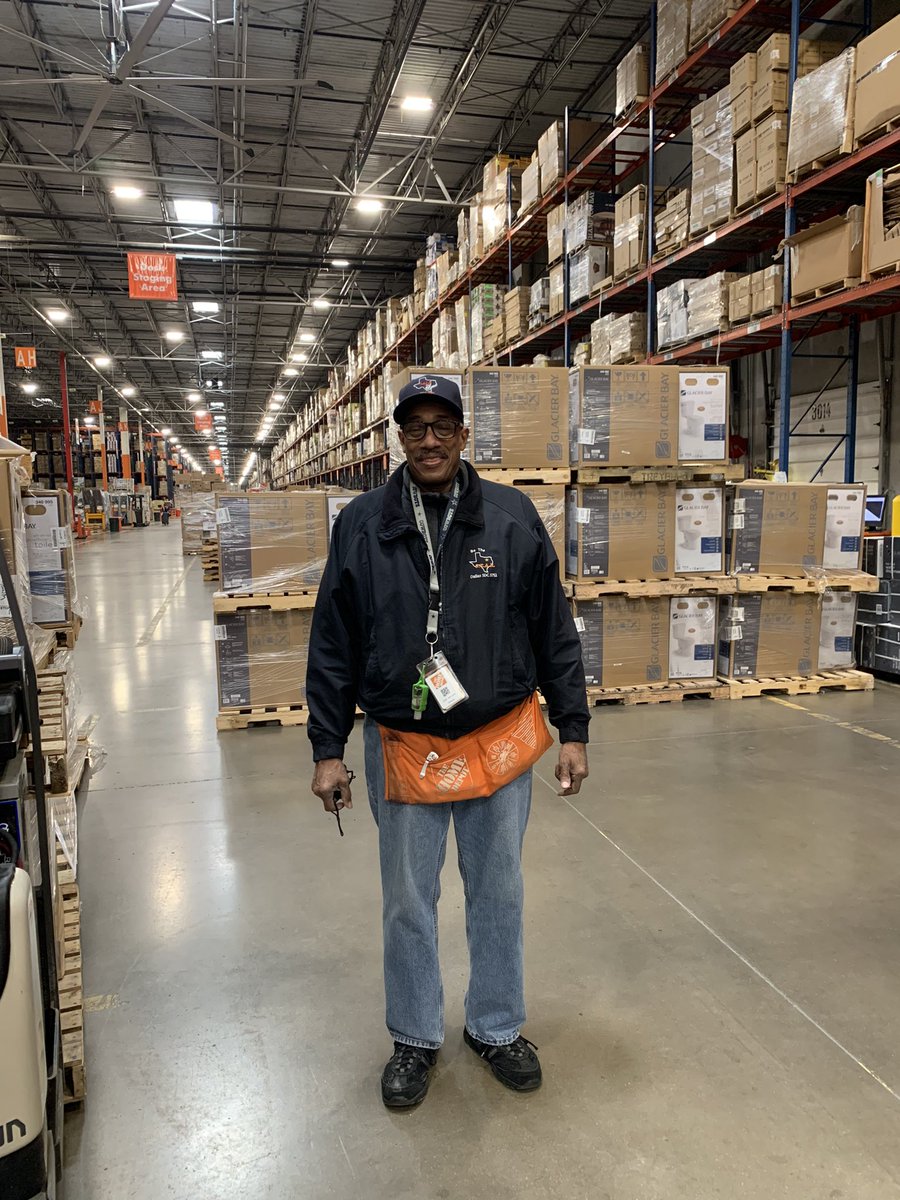 5752APM's tweet photo. SDC 5752 Safety Winners for the month of February. Great job and keep up the SAFE work Mr. Carl W and David S #SafetyTakesEveryone #Safe@Home5752 https://t.co/UDrVZcGlC3