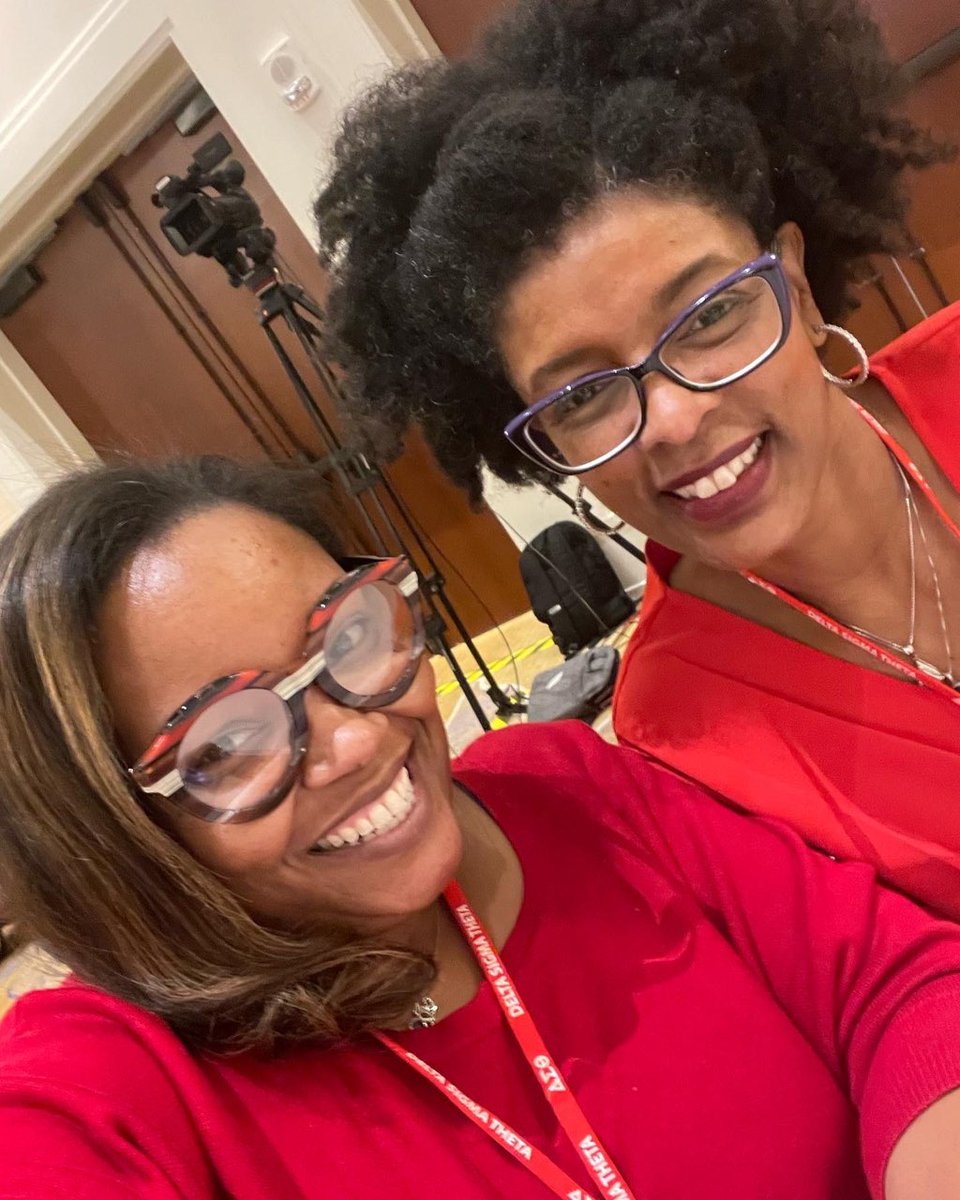 ChesterPADST's tweet photo. CAC (PA) Social Action chair and co-chair at the 33rd Annual Delta Days in the Nation’s Capital. Pictured with DST 24th National President Cynthia Butler-McIntyre. It’s DELTA ADVOCACY DAY in DC. @easternregdst @dstinc1913 #dstcacpa #DDNC2022 #DSTMakingAnImpact #D4WomenInAction https://t.co/t3yEPX7Gy1