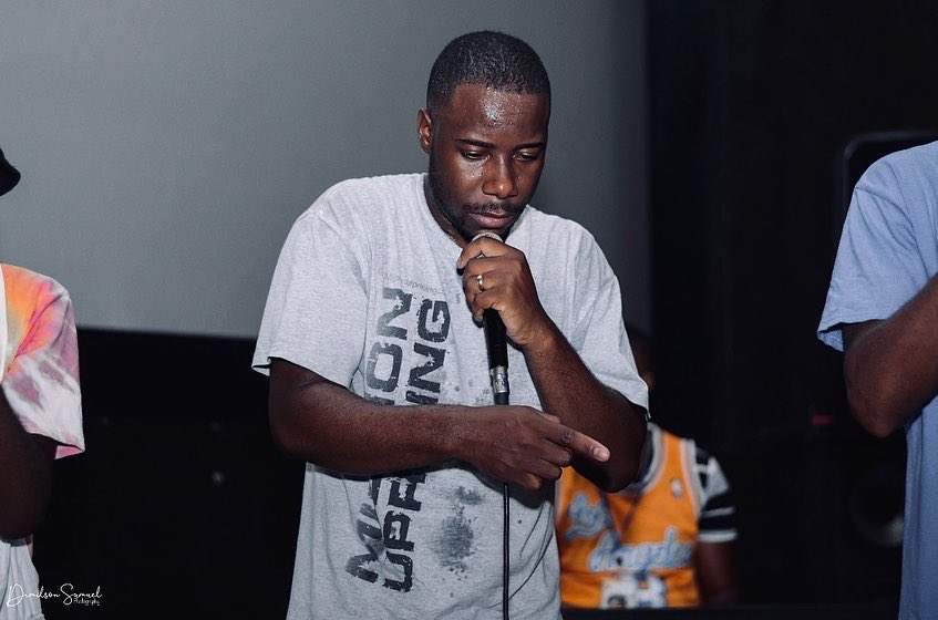 mainstream_mstm's tweet image. 🎤: @EME_MSTM 
📷: @DimilsonSamuel 

#concertonostalgiamstm #mstm2k22