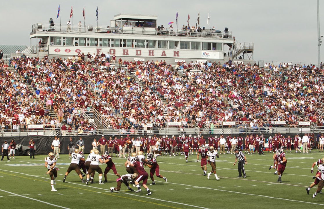 After a great conversation with <a href="/coacher_Hut/">Alex Huettel</a> I’m blessed to have received a D1 Offer from Fordham University!
<a href="/FORDHAMFOOTBALL/">Fordham Football</a> <a href="/Coach_Conlin/">Joe Conlin</a> <a href="/coachgant14/">Allen Gant Sr.</a> 
<a href="/LWEastFootball/">Lincoln-Way East Football</a> <a href="/EDGYTIM/">Timothy “EDGYTIM” OHalloran</a>