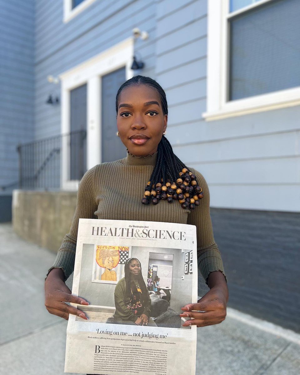 Ade_Osinubi's tweet photo. In Print. By Me. For the @washingtonpost 

On this International Women’s Day, I am celebrating my first in print publication ever which also happened to be on the cover of the Health and Science section of the Post! #MedTwitter 

Read it here: https://t.co/WsKBhhLwd4 https://t.co/bQfmq7TRO1