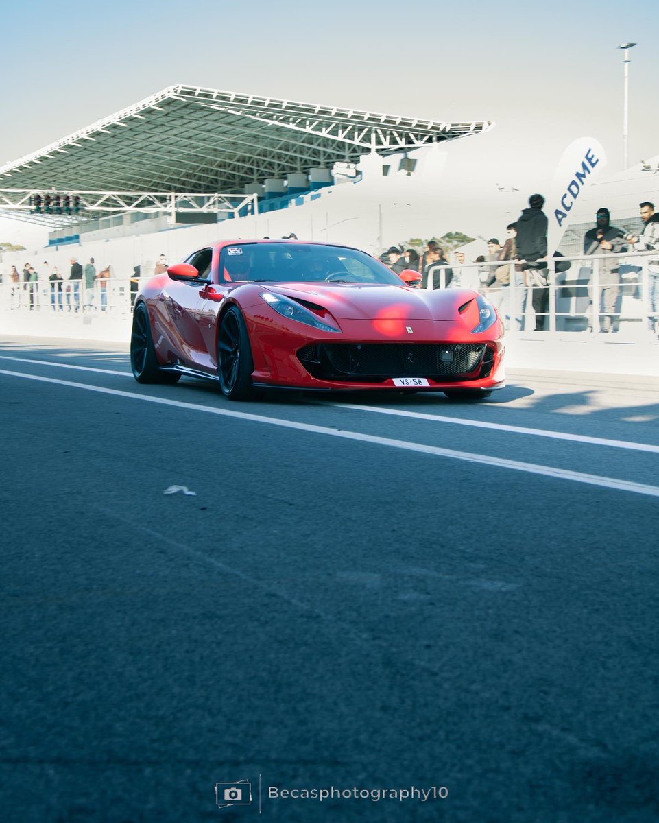 becazzz10's tweet photo. 812 Gts , sooo gorgeous https://t.co/mBBBfIlMcv