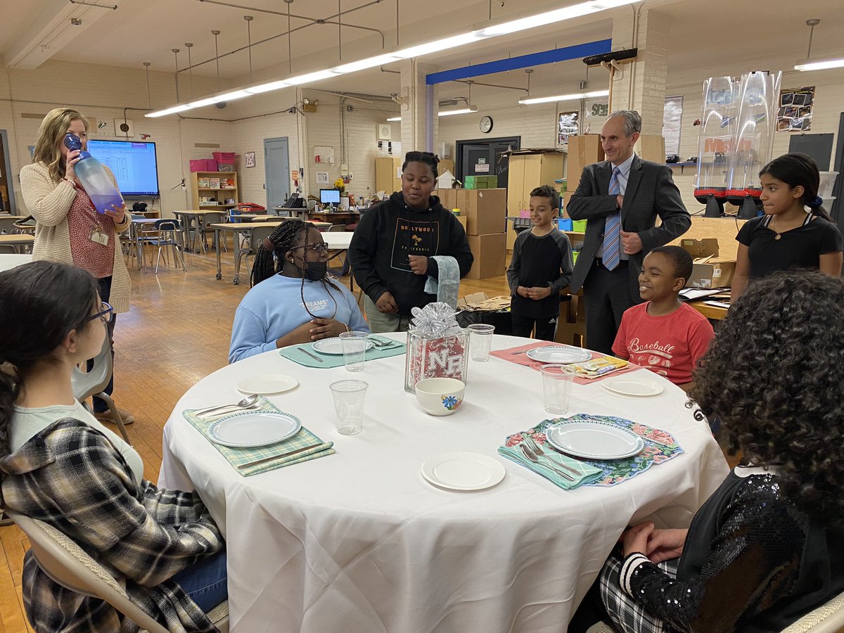 MrsBartuneksAr1's tweet photo. The top 10 contestants of the Amazing Shake competition at @haverstrawelem had a mini practice session on dining etiquette as they prepare for the final round of competition at a local Restaurant! #nrcsdchat #nrnt2122  #nrcsd @BenitoHerrero2 @NikkiJ1804 @mrs_metress @KFelicello https://t.co/l31dT7i6fR