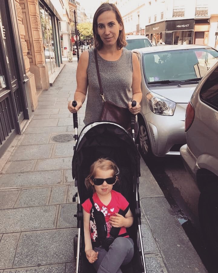Happy Int Women’s Day! Love this pic of Natalie and Juliet in Paris from 2018. They’ve got their Mona Lisa Smiles on 😎🇫🇷♥️ #InternationalWomensDay2022
