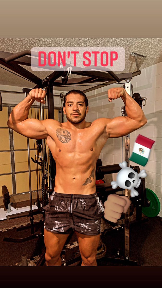 JBElFantasma's tweet photo. 👊🏽☠️🇲🇽 https://t.co/h2Bhvwdeae