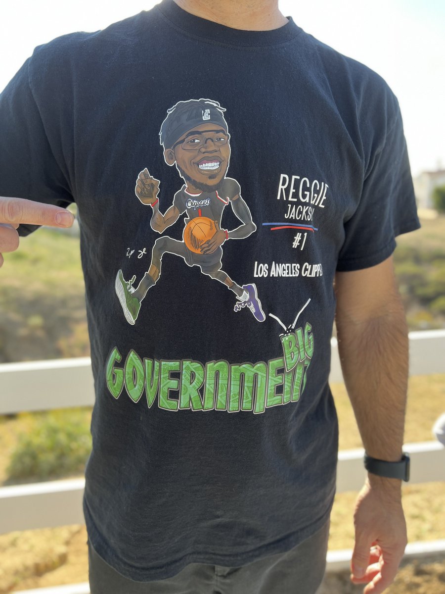 sk8clips_E's tweet photo. #Clipset gameday tee!! Letโs go #CLIPPERNATION Need this dub tonight!!! #biggov #reggievision @Reggie_Jackson https://t.co/Mgmrje05xk
