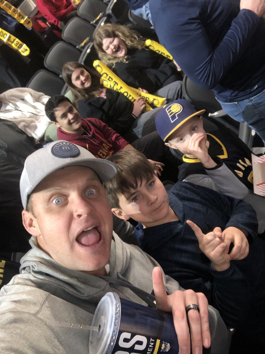 buckbrown40's tweet photo. #pacersgamenight https://t.co/WnF1eqR8KJ