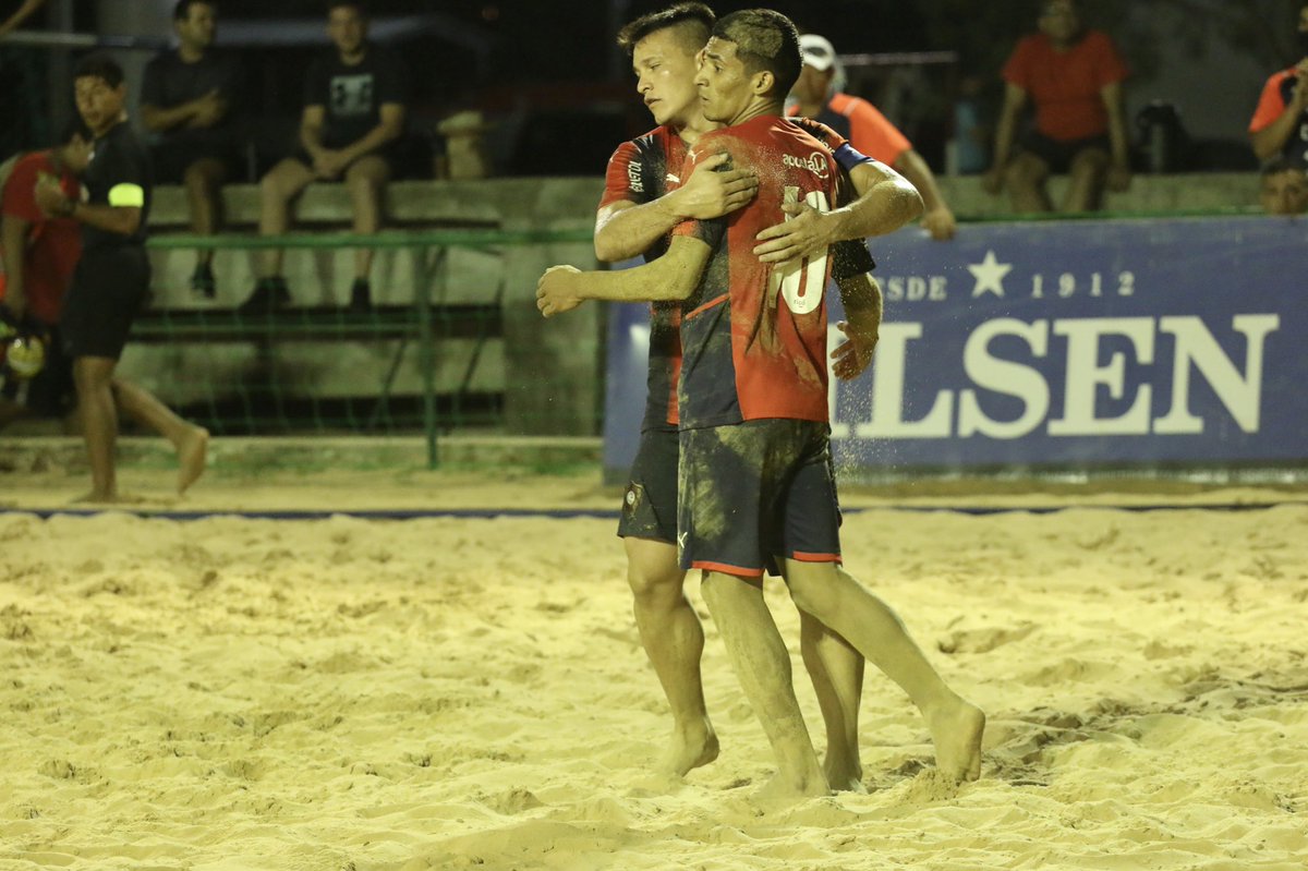 Superliga APF | ¡A lo Ciclón!

Cerro Porteño venció a Sportivo Luqueño por 7 a 6 con goles de Carlos Carballo (3), Julio Chamorro y Sixto Cantero (3).

#LaPasiónDelPueblo🔵🔴
#Etapa5Jornada1