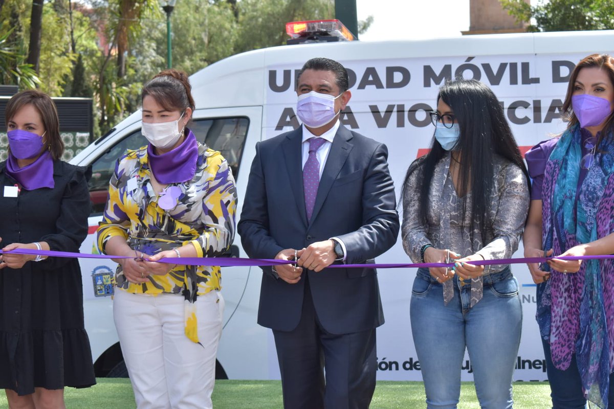 Como parte de las acciones para cuidar de la salud física y emocional de las mujeres tlalnepatlenses, el día de hoy dimos banderazo de salida a las Unidades Móviles de atención a las mujeres.

#TlalnepantlaBaz