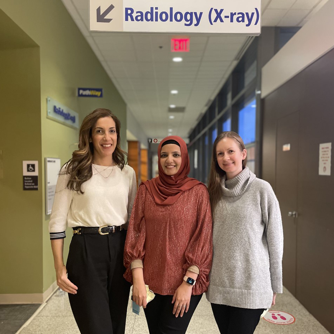 UMassChan's tweet photo. .@UMMSRadiology's chief residents for the 2022-2023 academic year are all women, a first for the department.
#InternationalWomensDay #IWD #IWD2022 #WomensHistoryMonth #WomenInRAD #RADWomen #WomenInMedicine #RADRes #FutureRADRes #radiology @EfazaSiddiqui @YaraYounanMD https://t.co/UnAHgB9ikX