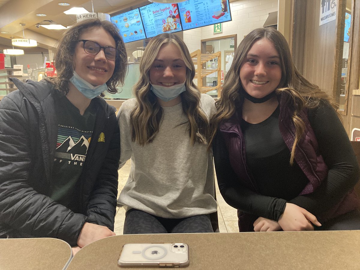 ReprtrPatHealey's tweet image. Three #FallRiverNS skiers are gearing up for the U16 nationals at Mont Tremblant and the Eastern CanAms in Maine later this month. I interviewed Isaac Lovett n sisters Charlotte n Caroline Hilton tonight. Story on #TheLakerNews website. @GPVanierJH @lockviewhigh