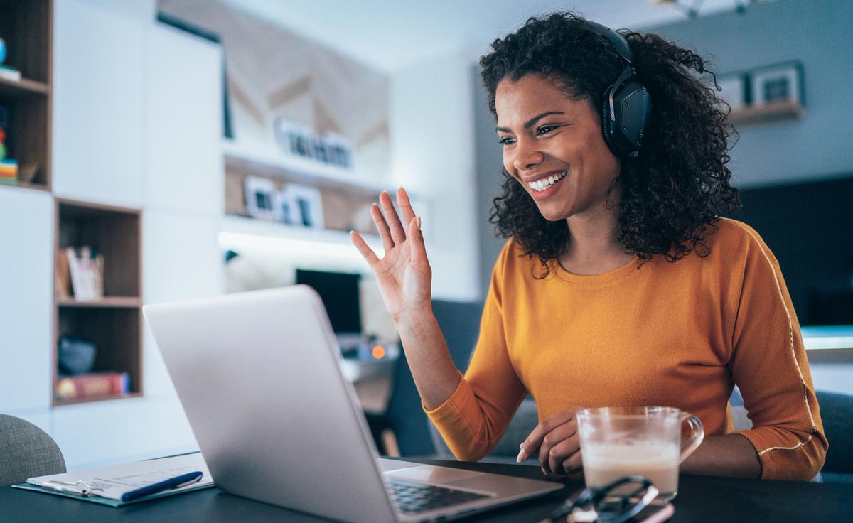 CareerHeels's tweet photo. Start taking action to improve your career - like taking courses online to help make you more valuable and marketable. #CareerTips #CareerSuccess https://t.co/8VLMNrL1su