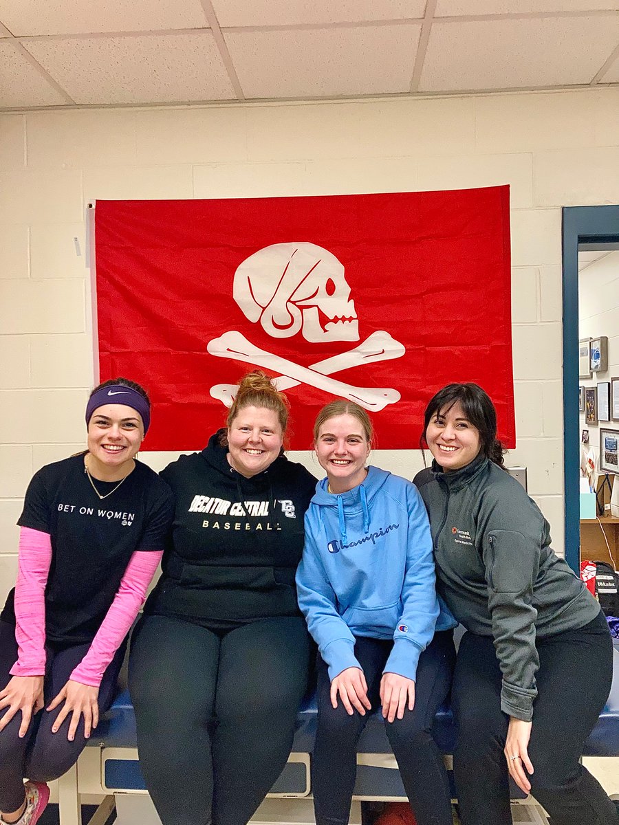 r4dayva's tweet photo. Shouting a very #HappyInternationalWomensDay 🚺 to all the DCHS female student-athletes and faculty that work hard every single day! ⚡️ #DecaturProud 💙
@DCGirlsXC @DCHAWKS_TandF @DCHS_Athletics @dchs_softball @DCHS_SportsMed @DCHawkPOWER @DC_Show_Choirs @DCaquahawks @MSDDecatur https://t.co/s7zzp0lYn6