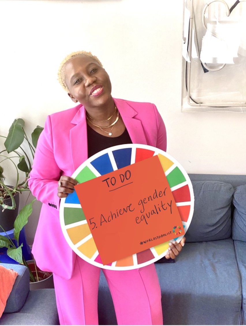 BlessingOmakwu's tweet photo. A feminist with a to do list! Happy International Women’s Day. #FiveComesFirst https://t.co/90clDDRtxp