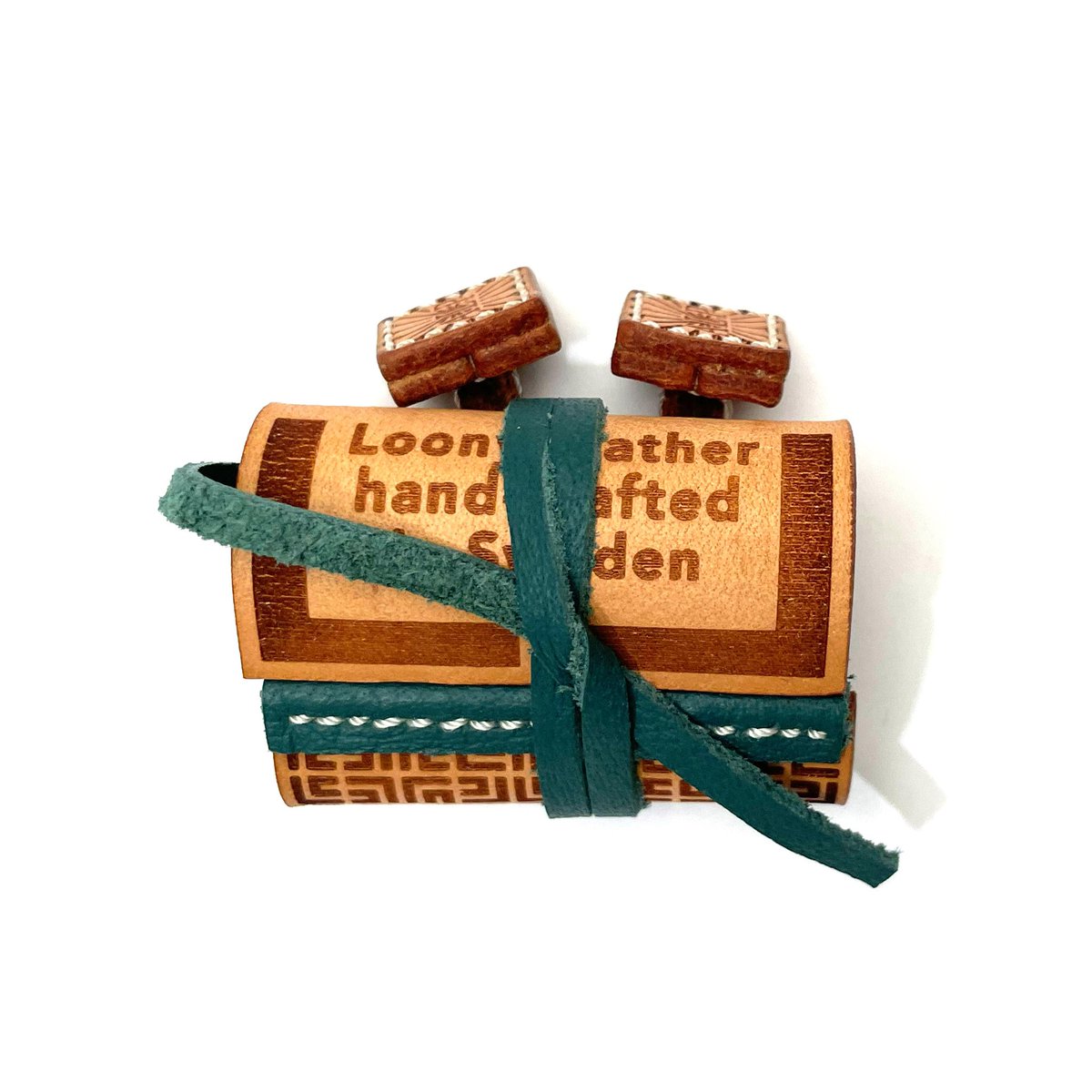 lococorium's tweet photo. LocoCuffs, #handcrafted #leather #cufflinks with initials from @lococorium 
https://t.co/l4CsapZ85W https://t.co/OPjxN6H4ux