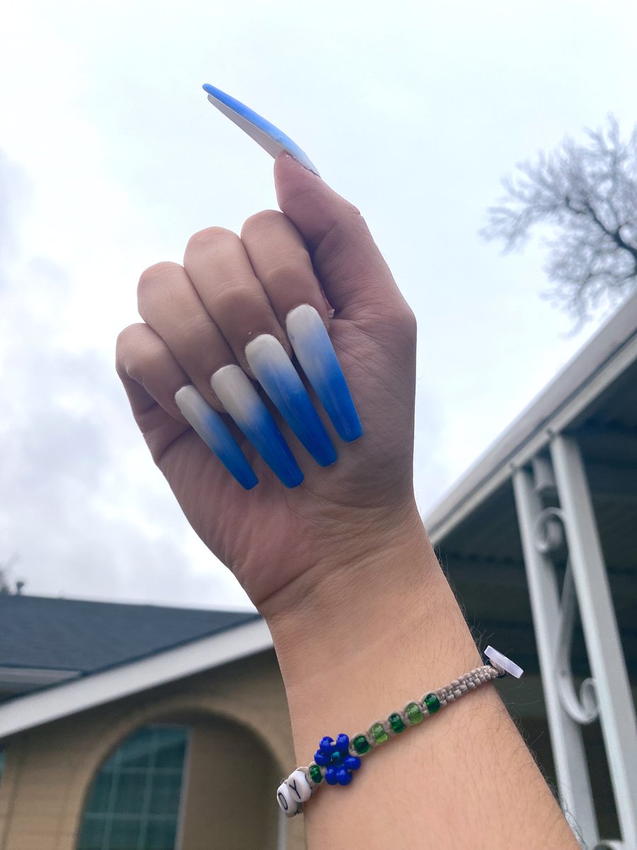 heroicana's tweet photo. My bday nails :))) https://t.co/tJy4SAhrtZ