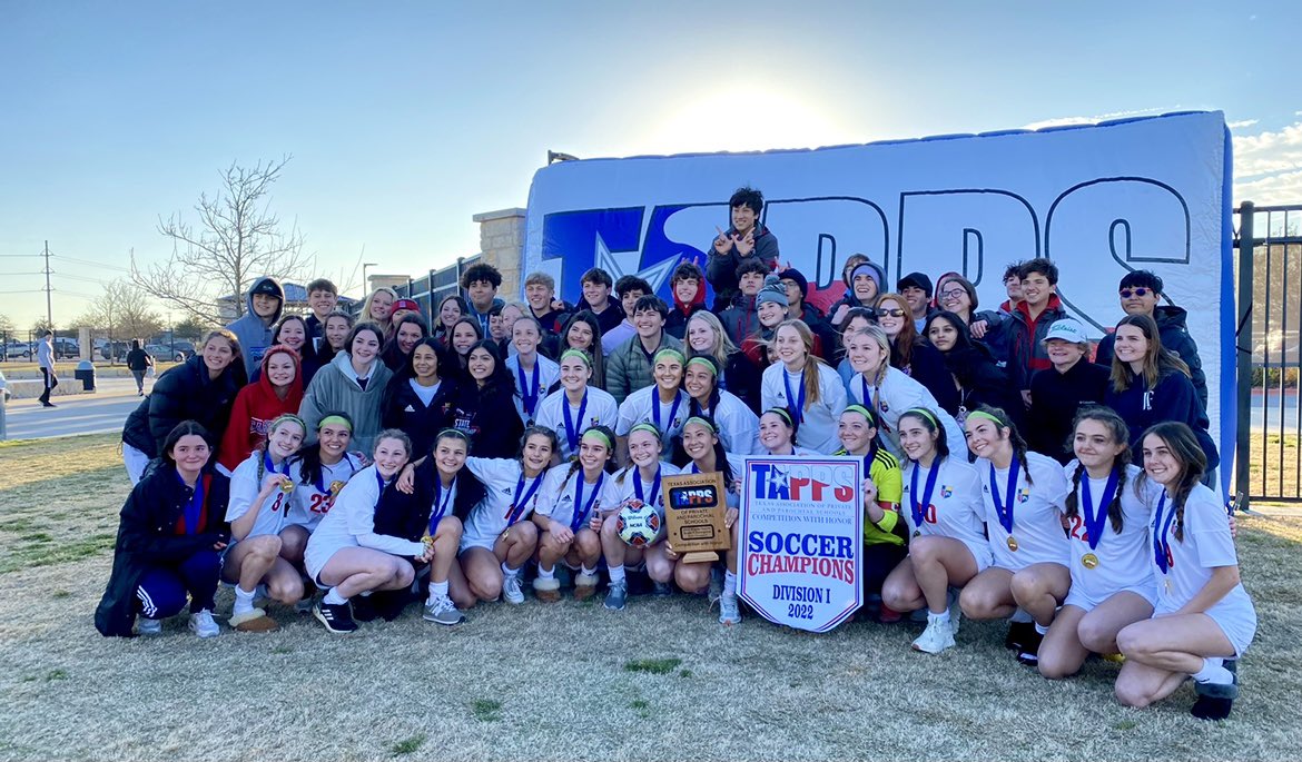 Proudly introducing your 2022 TAPPS DIVISION I STATE CHAMPIONS🏆🤩This team made history!!!