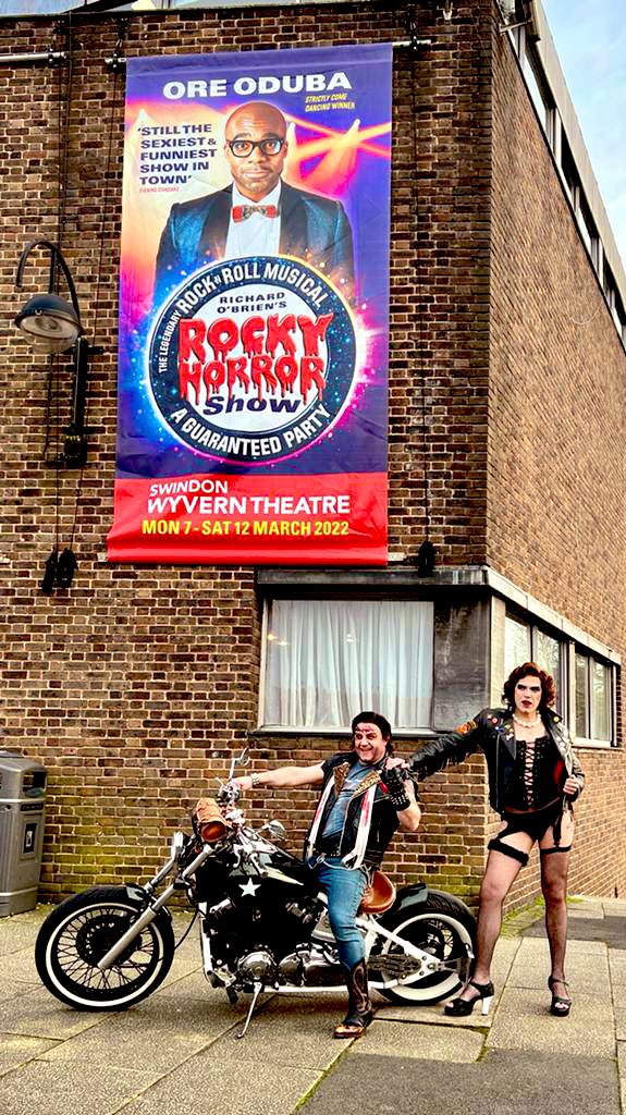 stephenwebb1983's tweet photo. Just been out with my Eddie teddy! @rockyhorroruk @WyvernTheatre #swindon #rockyhorror #onefromthevaults https://t.co/Aq3O2gsCV5