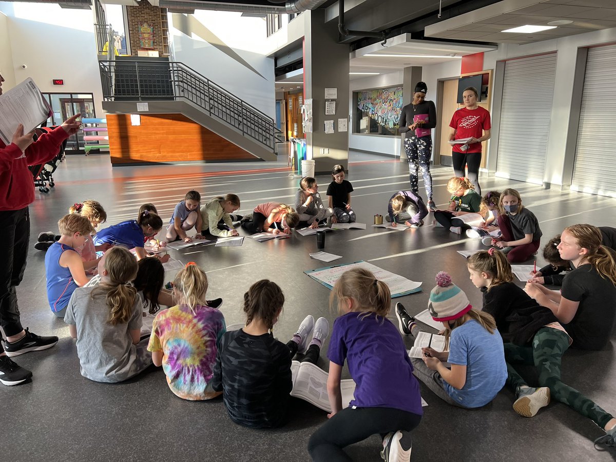 MichMiner's tweet photo. So excited to be part of an amazing coaching team as we begin our 2022 Girls on the Run season at Lincoln! #GOTR https://t.co/YjgObKBh9j