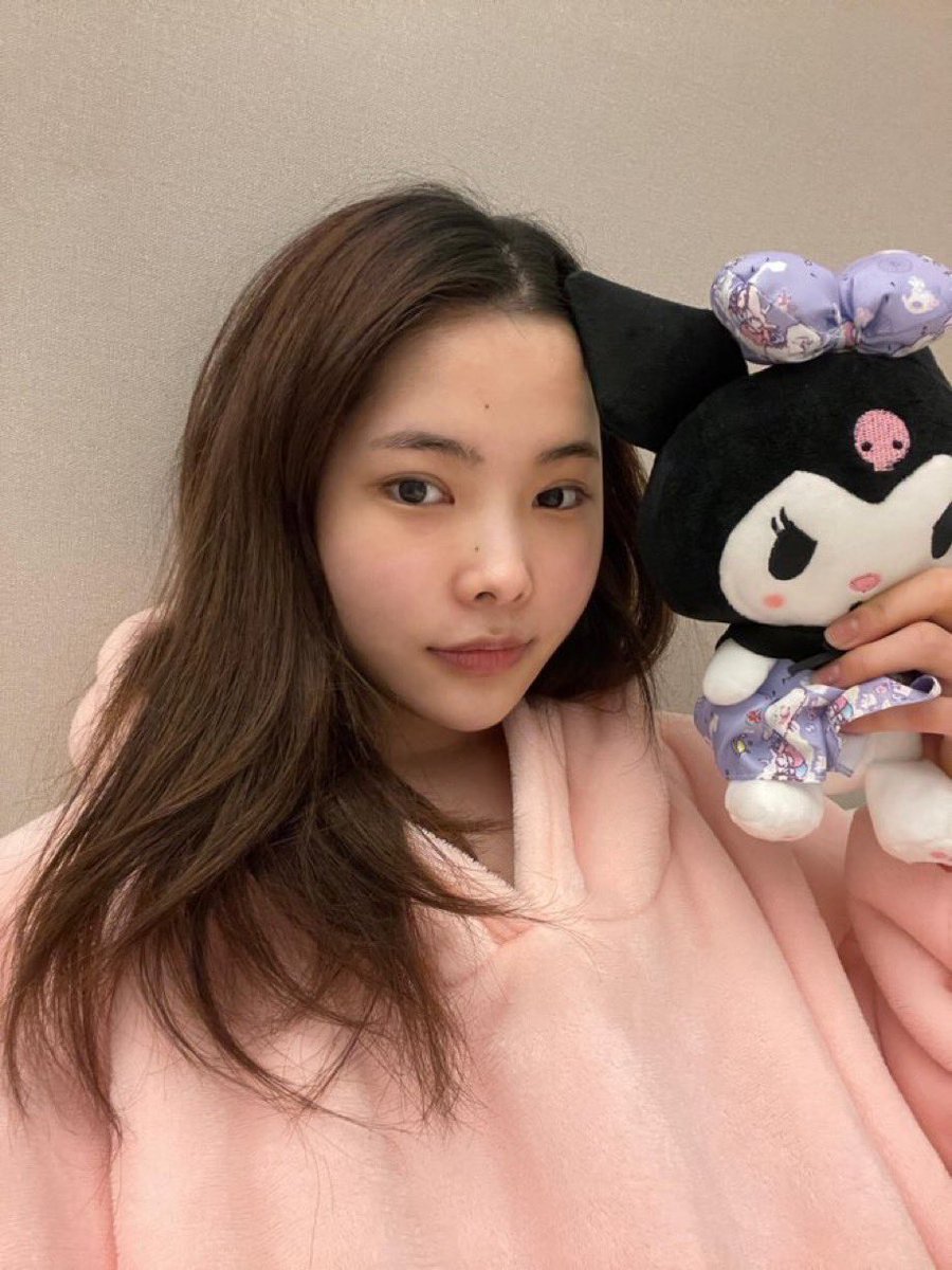 rinaselca's tweet image. 