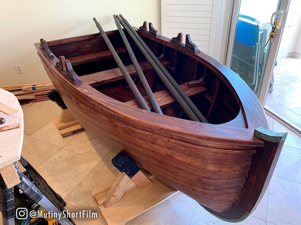 MutinyShort's tweet photo. My pandemic project, the Long Boat featured in the opening of our award-winning short @MutinyShort on YouTube https://t.co/iJ0tfhPRau Built in our living room and patio... thank goodness @ShannonGans has the patience of a saint!!
@MatthewGratzner
#Pirates #ActionAdventure https://t.co/3vCB0FWe9a