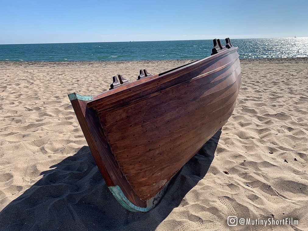 MutinyShort's tweet photo. My pandemic project, the Long Boat featured in the opening of our award-winning short @MutinyShort on YouTube https://t.co/iJ0tfhPRau Built in our living room and patio... thank goodness @ShannonGans has the patience of a saint!!
@MatthewGratzner
#Pirates #ActionAdventure https://t.co/3vCB0FWe9a
