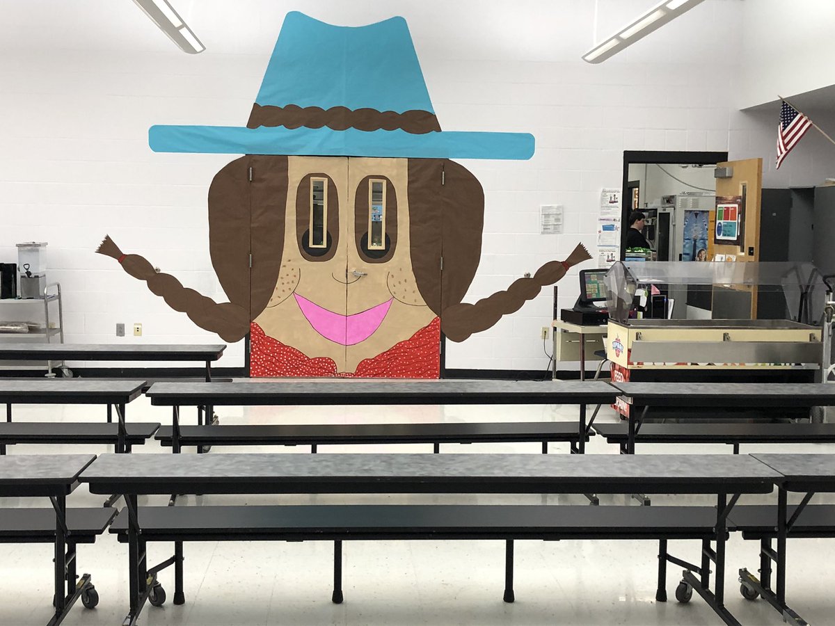 Wildcat West Week!! ❤️<a href="/NSDCarver/">Carver Elementary</a> #tweetingtuesday