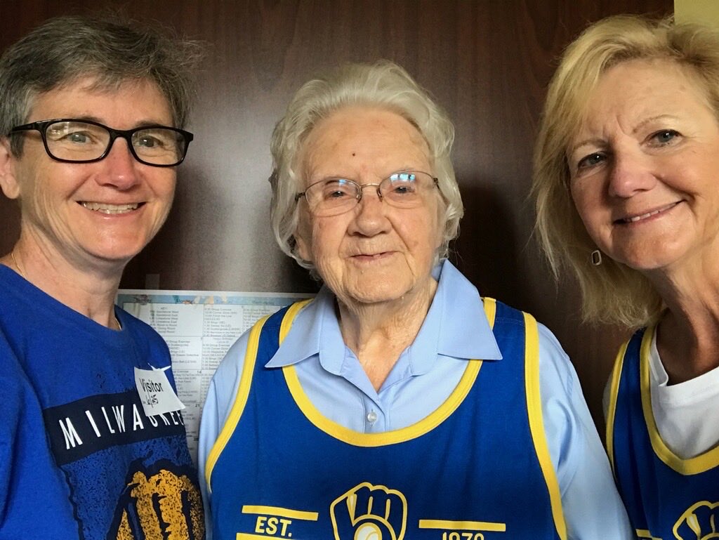 Lynchr01's tweet photo. This is my mom. She’s 99 &amp; an avid baseball fan, particularly ⁦⁦⁦⁦@BrewersAssoc⁩, but loves a good game regardless. ⁦@MLB⁩ &amp; ⁦@MLBPlayersUnion⁩, could you get your acts together &amp; remember fans? Especially those who #lovethegame? ⁦#playball https://t.co/kwG0fb8vOU