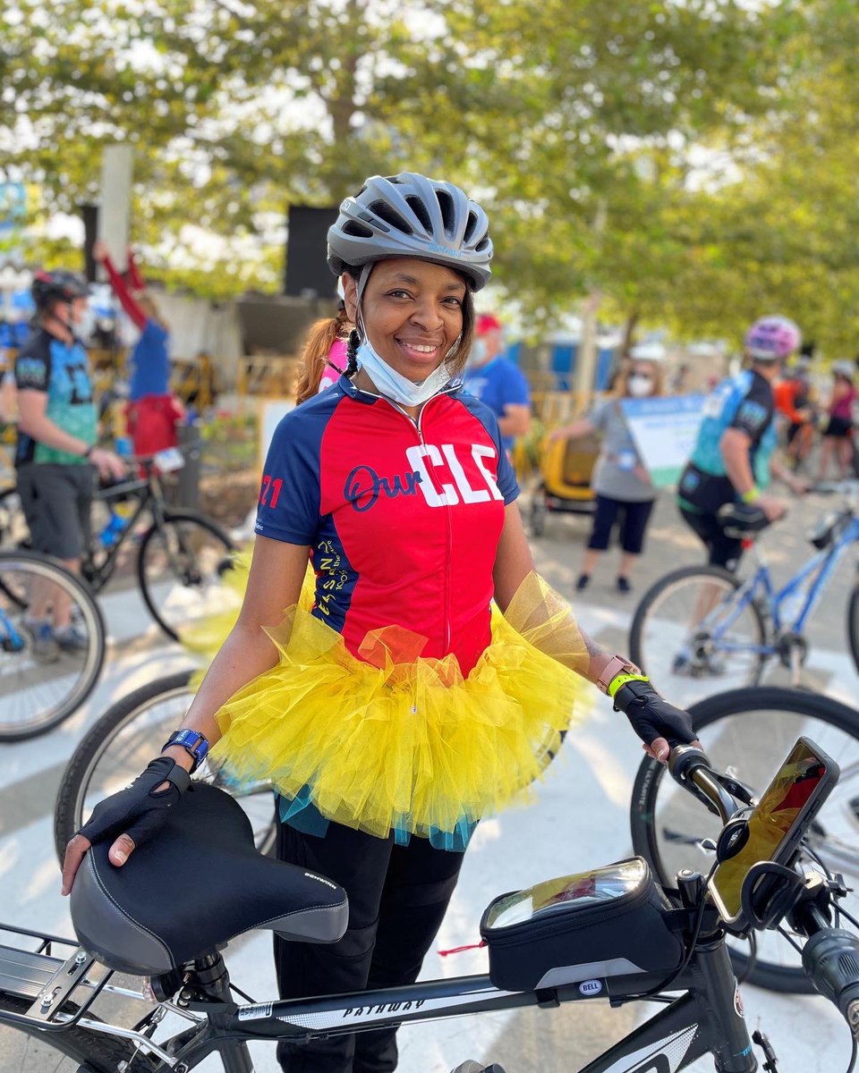 bikeVeloSano's tweet photo. Happy #InternationalWomensDay to all of the strong women we know! 💛
#VeloSano #100PercentForTheCure https://t.co/F7qyQbtT8e