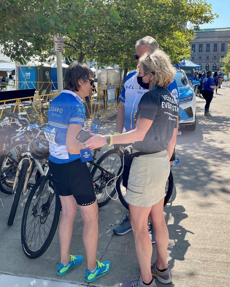 bikeVeloSano's tweet photo. Happy #InternationalWomensDay to all of the strong women we know! 💛
#VeloSano #100PercentForTheCure https://t.co/F7qyQbtT8e