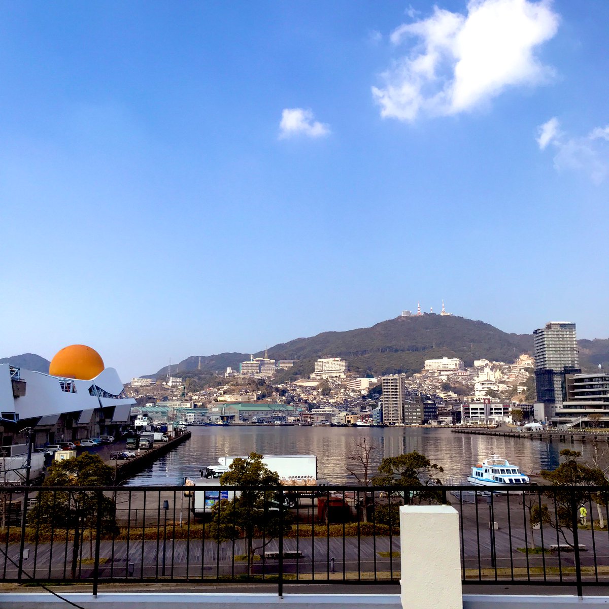 IzumiYorozuya's tweet photo. このからの景色も久しぶりです。
風が心地良いです!
#gorms https://t.co/9yzcl7kVJk