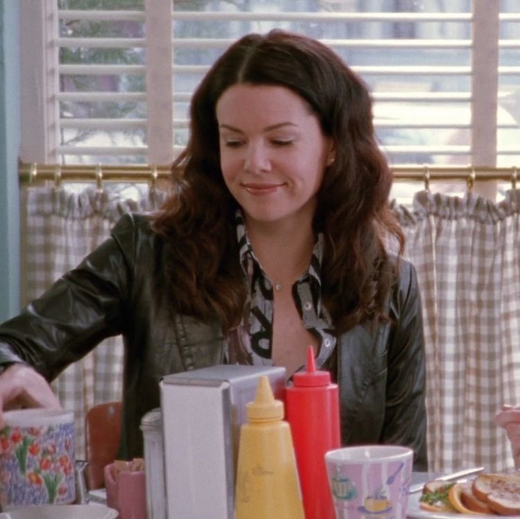 ggirlssss's tweet photo. #gilmoregirls https://t.co/9Sl3VD0q1U